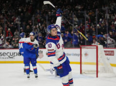 James Hagens marca duas vezes, EUA vencem a Eslováquia no mundial de juniores