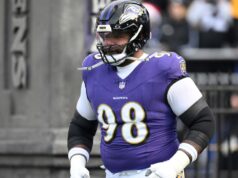 Ravens e DT Travis Jones concordam com extensão de três anos no valor de US$ 40,5 milhões