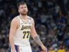 Luka Doncic sai do jogo do Lakers devido a uma lesão na perna
