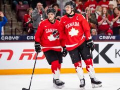 Martone dando o tom para o Canadá antes do confronto de NYE vencer a Finlândia no mundo júnior