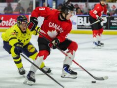 Martin e McKenna levam o Canadá à vitória sobre a Suécia no jogo pré-torneio mundial de juniores