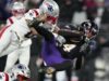 Lamar Jackson, do Ravens, sai contra o Patriots com lesão nas costas