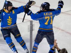 Compher marca duas vezes para contra-atacar Kaltounkova enquanto Sceptres vence Sirens