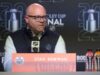 Assista ao vivo: O GM dos Oilers, Stan Bowman, fala após as negociações