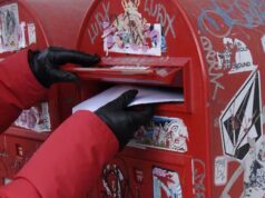 O serviço PostNord se concentrará em encomendas depois que a economia digital levou a um enorme declínio nas cartas