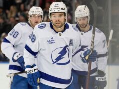 Brandon Hagel retorna como escalação do Lightning Shuffle contra Canadiens