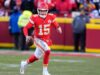 Patrick Mahomes, do Chiefs, sofre lesão no ligamento cruzado anterior contra Chargers