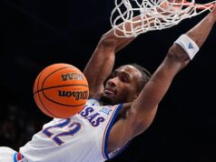 Mídia social da China critica política do filho único após morte do czar do controle populacional