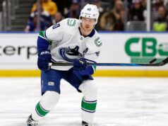 Adam Foote, do Canucks: Elias Pettersson está ‘perto’ de retornar