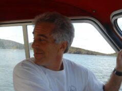 Epstein queria provas de que as vítimas eram menores de idade e ficou ‘furioso’ quando um jovem de 18 anos foi levado até ele, disse a vítima