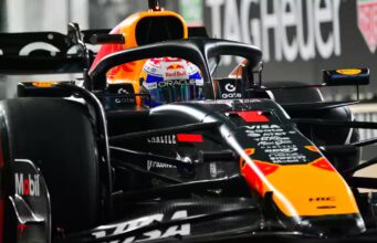 Max Verstappen assume a posição de tête