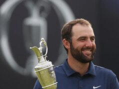 Scottie Scheffler é eleito o melhor jogador do ano do PGA Tour pelo quarto ano consecutivo
