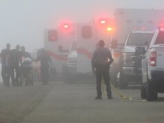 Pelo menos duas pessoas morreram em queda de avião da marinha mexicana perto de Galveston, Texas