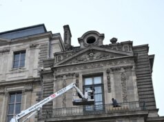 Louvre adiciona barras de segurança em janelas usadas por ladrões de joias