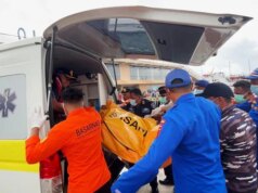 Corpo encontrado em busca de técnico de futebol espanhol e crianças na Indonésia