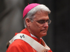 O presidente dos bispos católicos dos EUA diz que as deportações instilam “medo” de “maneira generalizada”: “Preocupa-nos a todos”