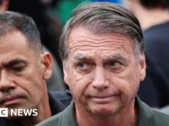 Cirurgia de hérnia do ex-presidente Jair Bolsonaro é ‘bem-sucedida’