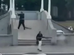 Heróis elogiados após o tiroteio mortal em Bondi Seaside, enquanto as autoridades dizem que o ataque foi inspirado pelo ISIS