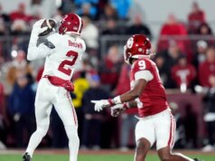 Alabama consegue vitória de retorno sobre Oklahoma na primeira rodada do School Soccer Playoff