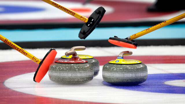 curling-brooms.jpg