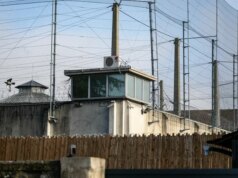 Preso adolescente capturado semanas depois de escapar da prisão com lençóis