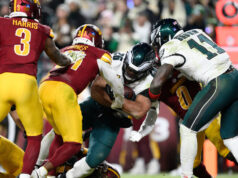 Três jogadores expulsos após briga no last do jogo dos Eagles contra o Commanders