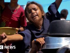 Especialistas apoiados pela ONU dizem que o abastecimento de alimentos em Gaza está melhorando, mas 100 mil ainda estão em “condições catastróficas”