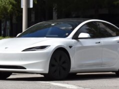 NHTSA investiga maçanetas de emergência do Tesla Mannequin 3