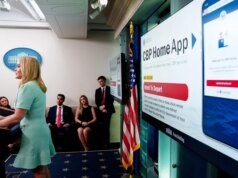 DHS oferece aos migrantes indocumentados US$ 3.000 se eles se autodeportarem antes de 2026