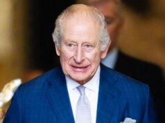 Rei Charles pede ‘desintoxicação digital’ e reconciliação em discurso de Natal após ano de drama actual