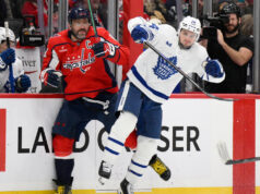 Thompson lidera Capitals na vitória por shutout sobre Maple Leafs