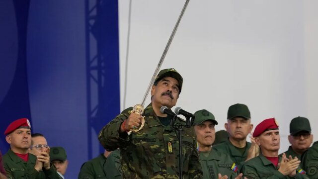 maduro-sword-venezuela.jpg