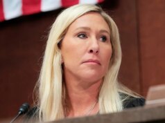 Câmara aprova projeto de lei patrocinado pelo MTG para criminalizar o tratamento de transição de gênero para menores