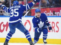 ‘Isso foi desagradável’: o vencedor de Max Domi presenteia Maple Leafs com um feliz Natal