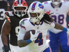 A estrela do Payments corta a defesa dos Browns com uma corrida de landing de 44 jardas