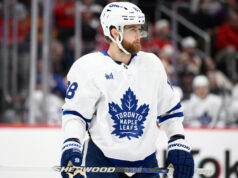 William Nylander, do Maple Leafs, sai devido a lesão contra Senators