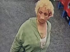 Lâminas de barbear encontradas em pão do Walmart: mulher do Texas presa; acusado de tentativa de caos