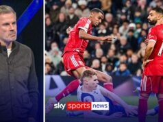 Liverpool confirma fratura na perna de Isak