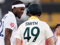 Subtrama da batalha Archer-Smith (unilateral até agora) no teste agora ou nunca para a Inglaterra