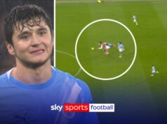 O atordoamento de Cherki ajuda o Man Metropolis a avançar para as semifinais da Carabao Cup