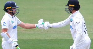 Os abridores da Nova Zelândia fazem história no teste com séculos cada em ambas as entradas