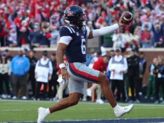 Ole Miss ultrapassa Tulane na estreia no Faculty Soccer Playoff após a saída de Lane Kiffin