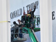 Concerto de jazz na véspera de Natal cancelado no Kennedy Heart após nome de Trump adicionado ao prédio