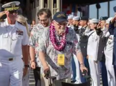 O veterano da Marinha da Segunda Guerra Mundial, Ira ‘Ike’ Schab, um dos últimos sobreviventes de Pearl Harbor, morre aos 105 anos