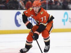 Frank Vatrano, dos Geese, multado em US$ 5 mil por conduta antidesportiva contra o Stars