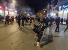 Protestos intensificam-se no Irão