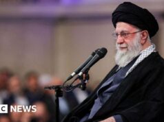 Líder do Irã diz que manifestantes são vândalos tentando agradar Trump