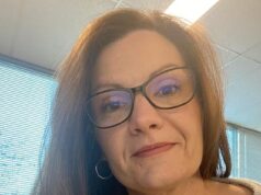 Aviso de trabalho em casa depois que Aussie perde a batalha de compensação depois de tropeçar no portão de um animal de estimação em sua marquise