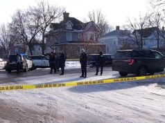 Mulher é morta a tiros pelo ICE depois de ‘tentar atropelar policiais em ato de terrorismo doméstico’