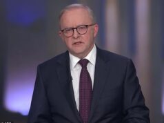 Momento estranho Albo é cruelmente questionado na ABC sobre sua liderança ‘fraca’ depois de finalmente ceder à pressão pública e convocar uma Comissão Actual para o bloodbath de Bondi